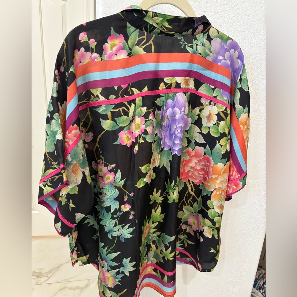 Johnny Was PETALUNAH BLOUSE - Picture 10 of 10